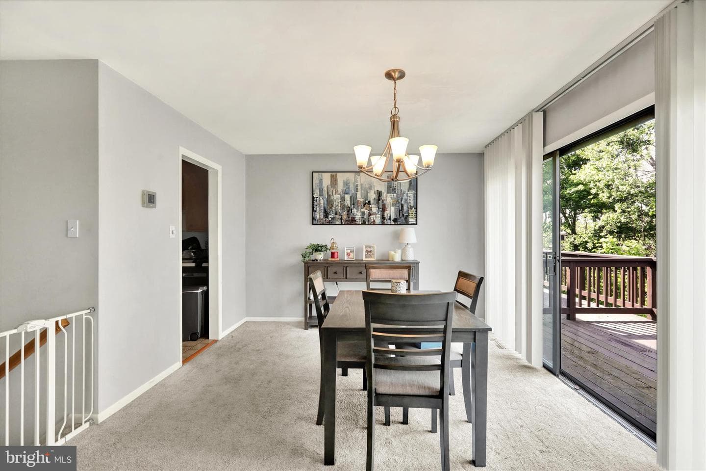 21 Jefferson Place photo 10
