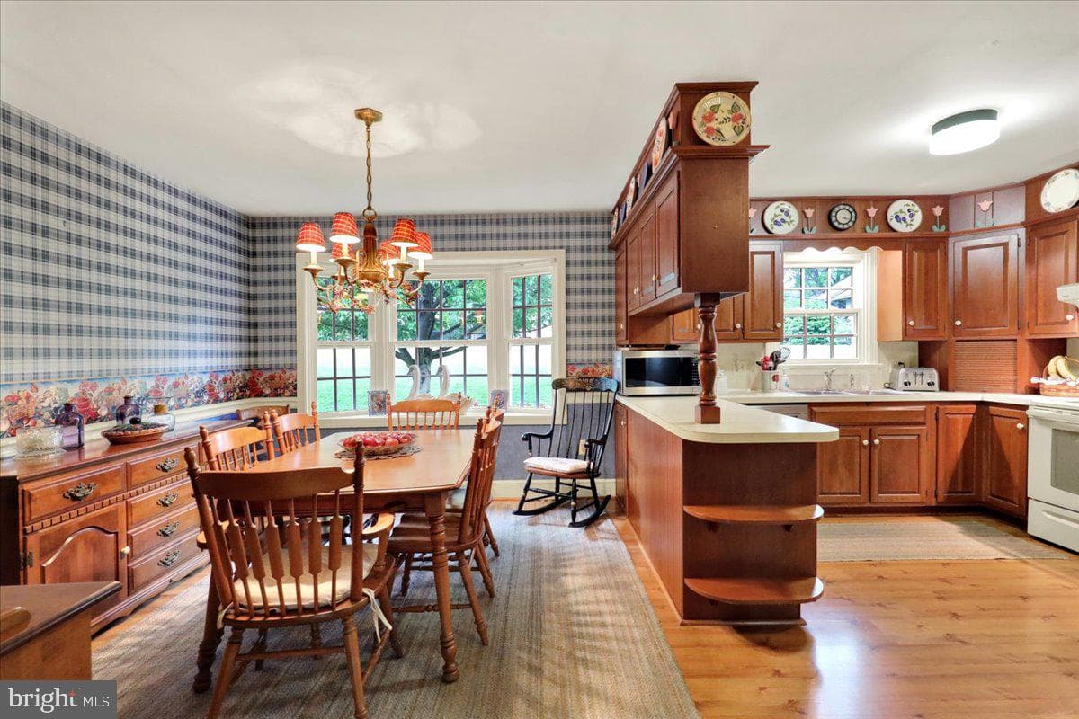 1645 Reading Boulevard photo 12