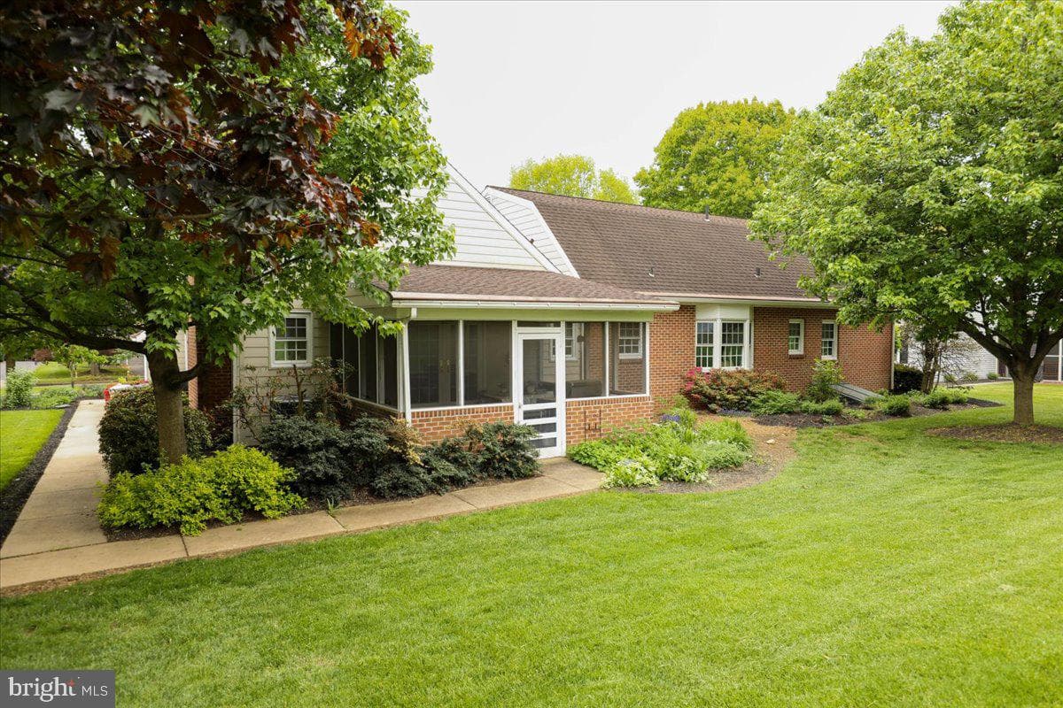 1645 Reading Boulevard photo 38