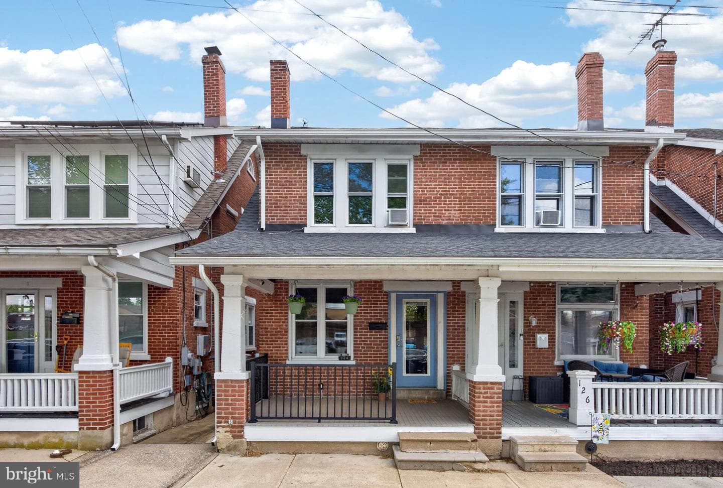 124 S Franklin Street photo 2