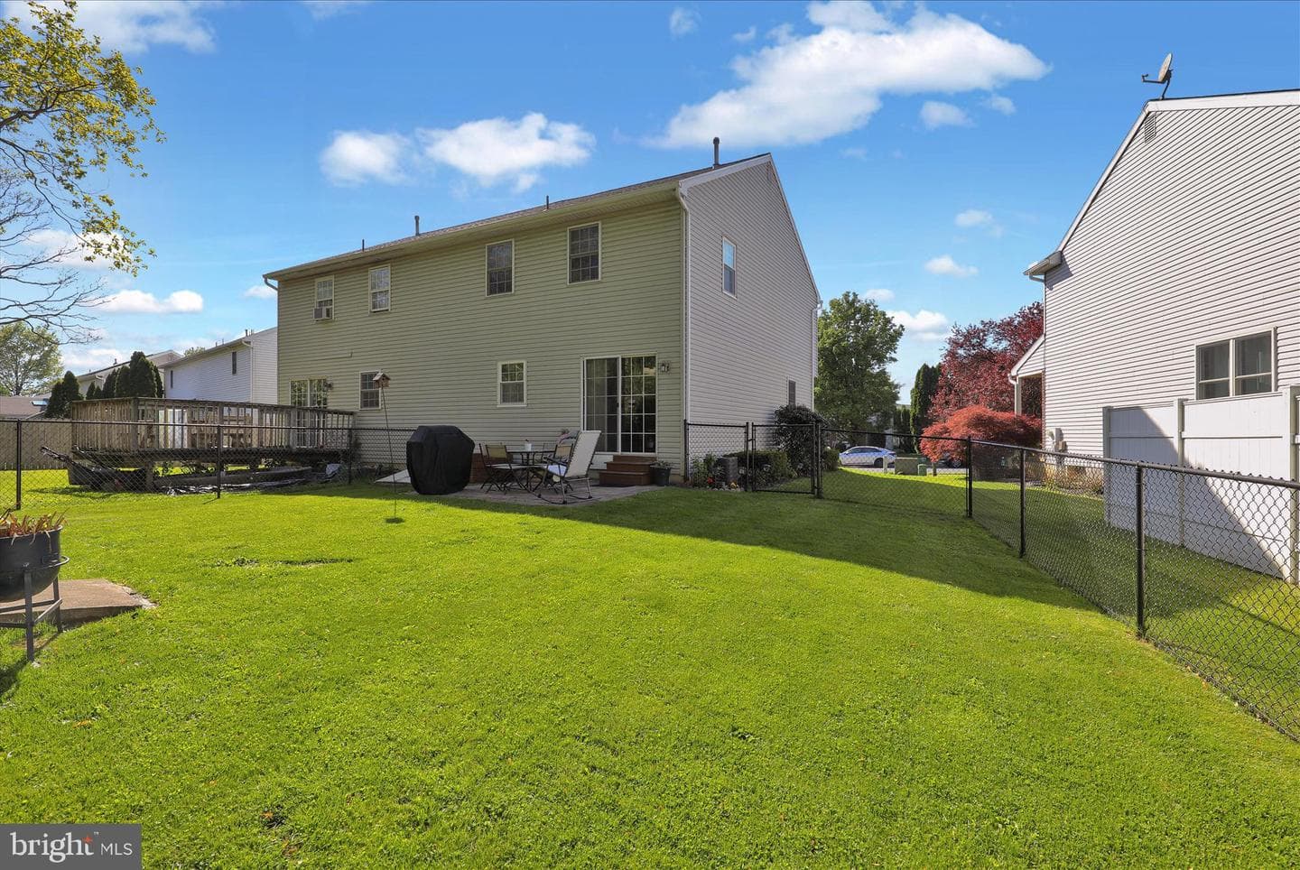 240 Hickory Drive photo 18