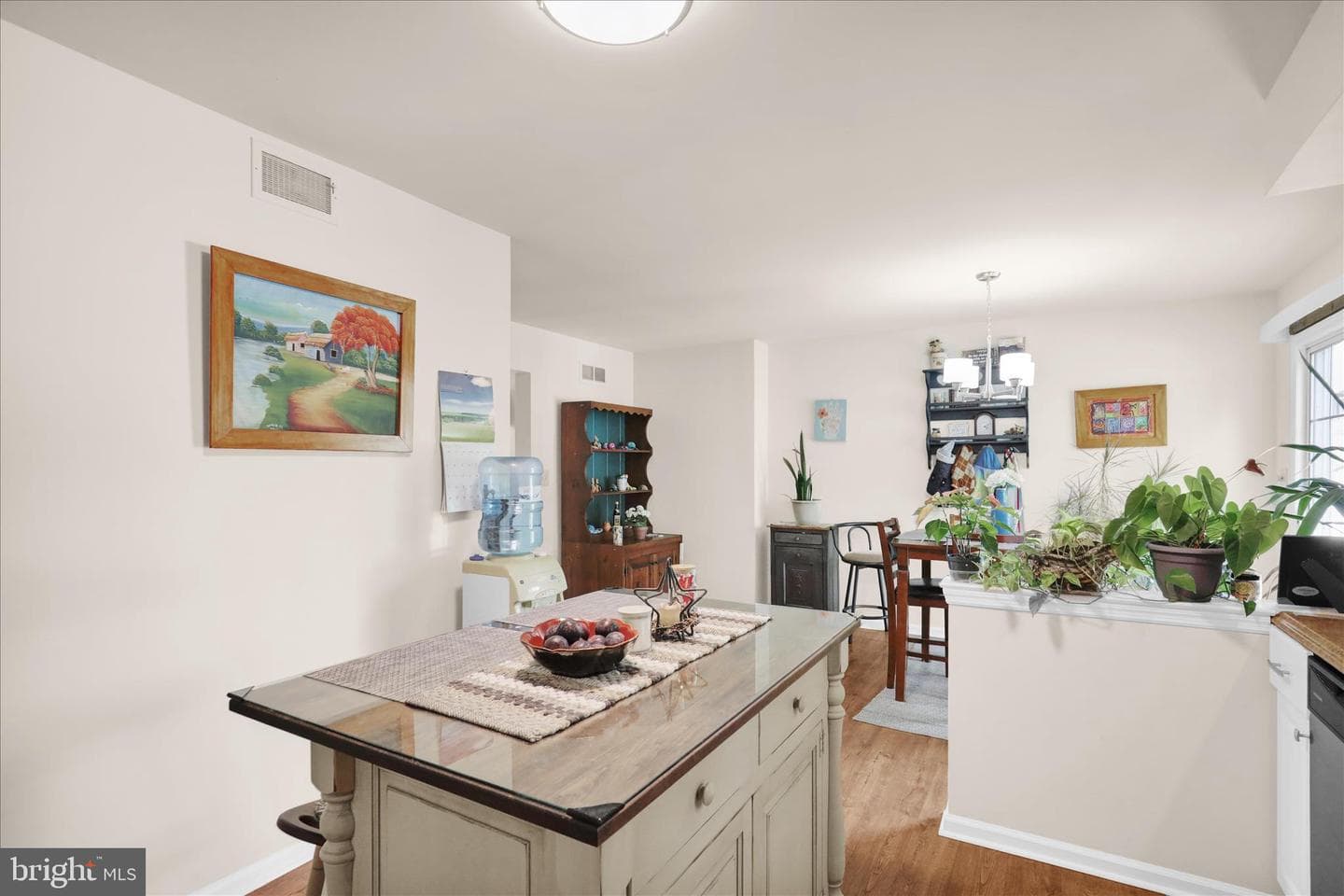 240 Hickory Drive photo 8