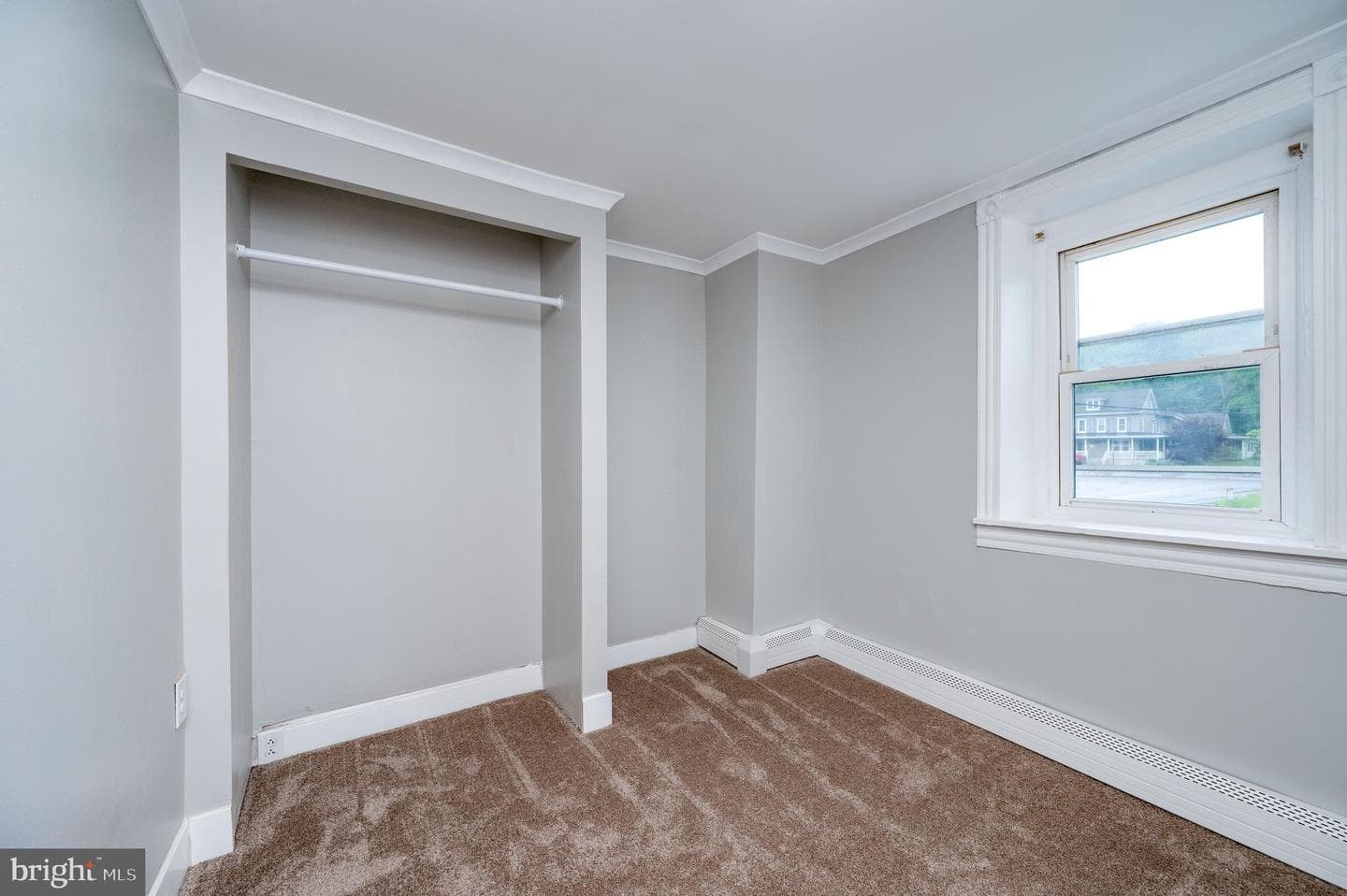 467 Hill Road photo 17