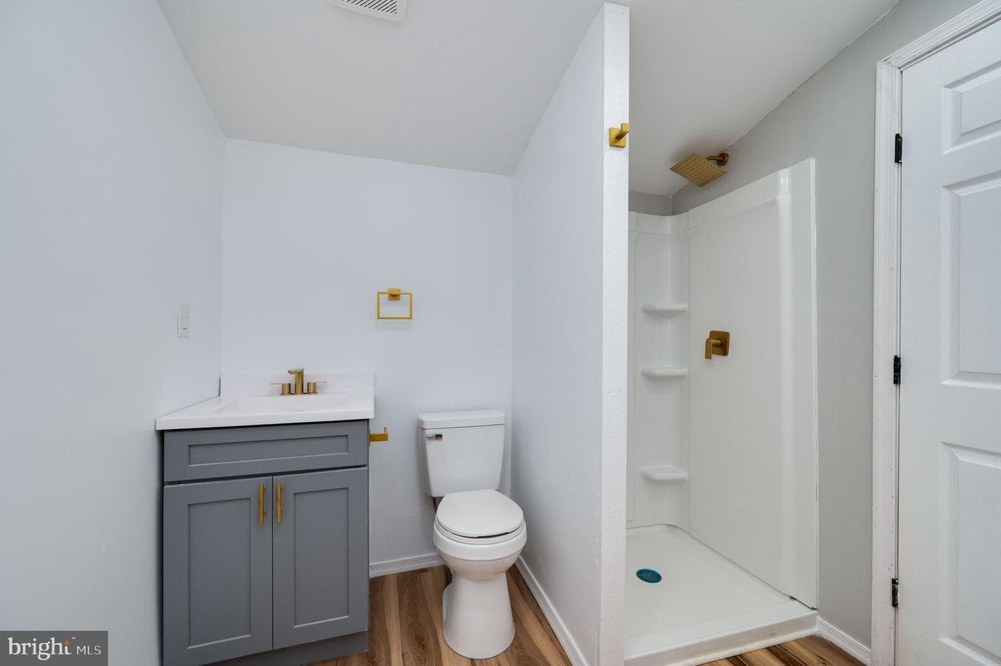 467 Hill Road photo 25