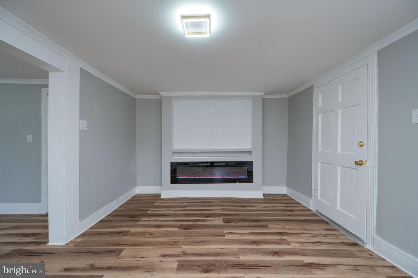467 Hill Road photo 5