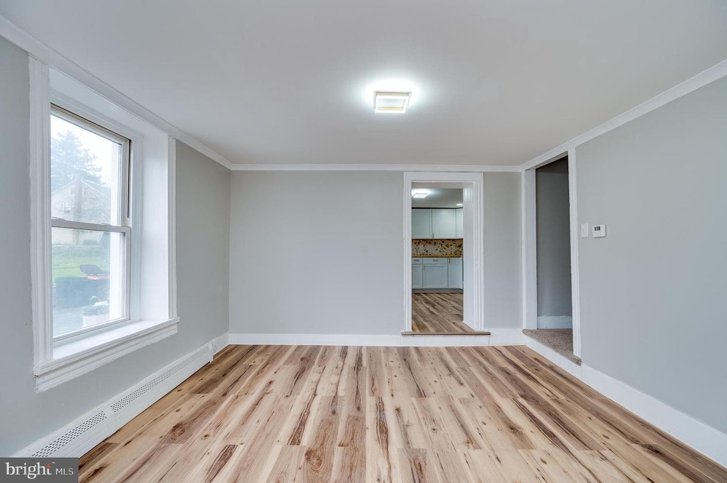467 Hill Road photo 7