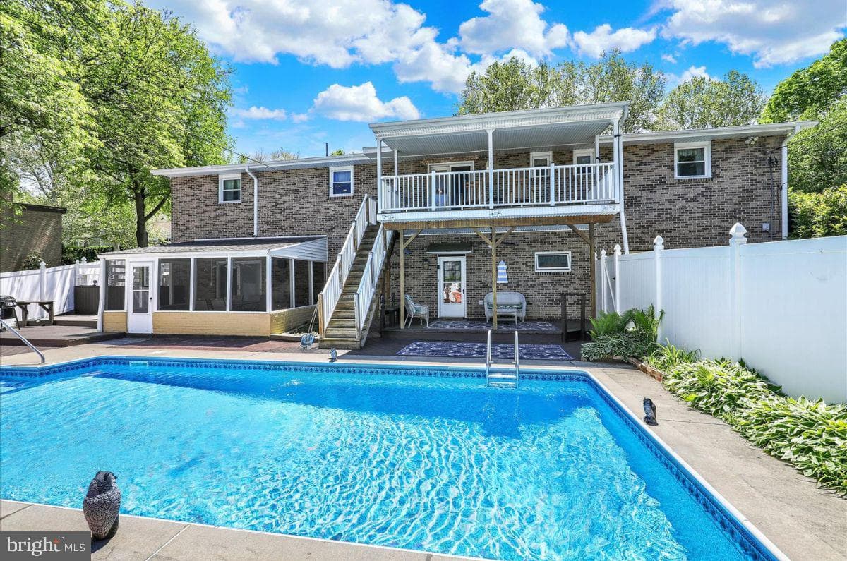 833 Joan Tc photo 7
