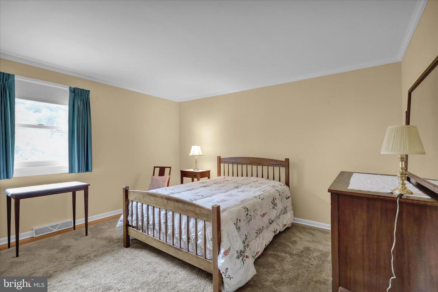 1818 Squire Court photo 17