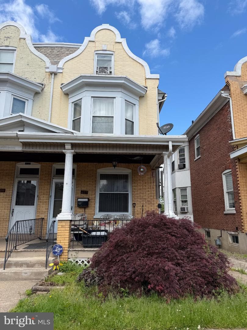 427 Fern Avenue photo 2
