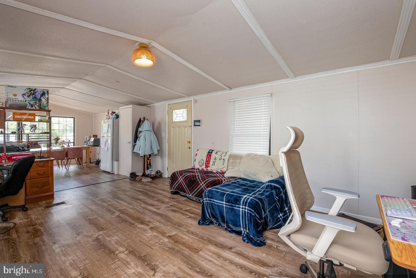 74 Southwick Drive photo 5