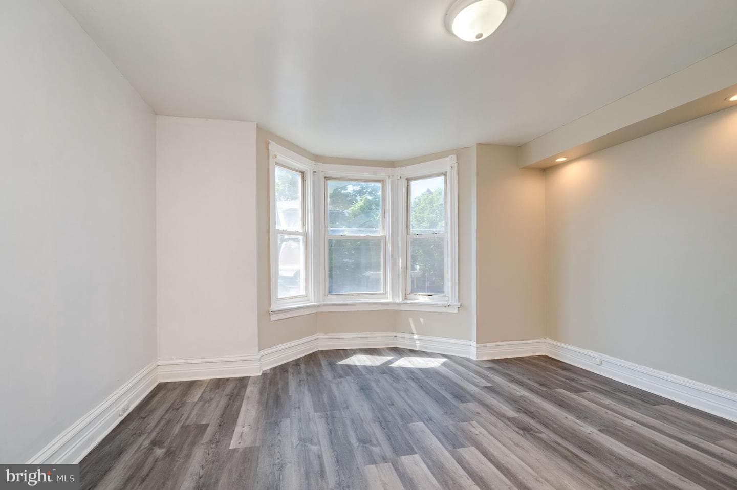 133 Greenwich Street photo 21