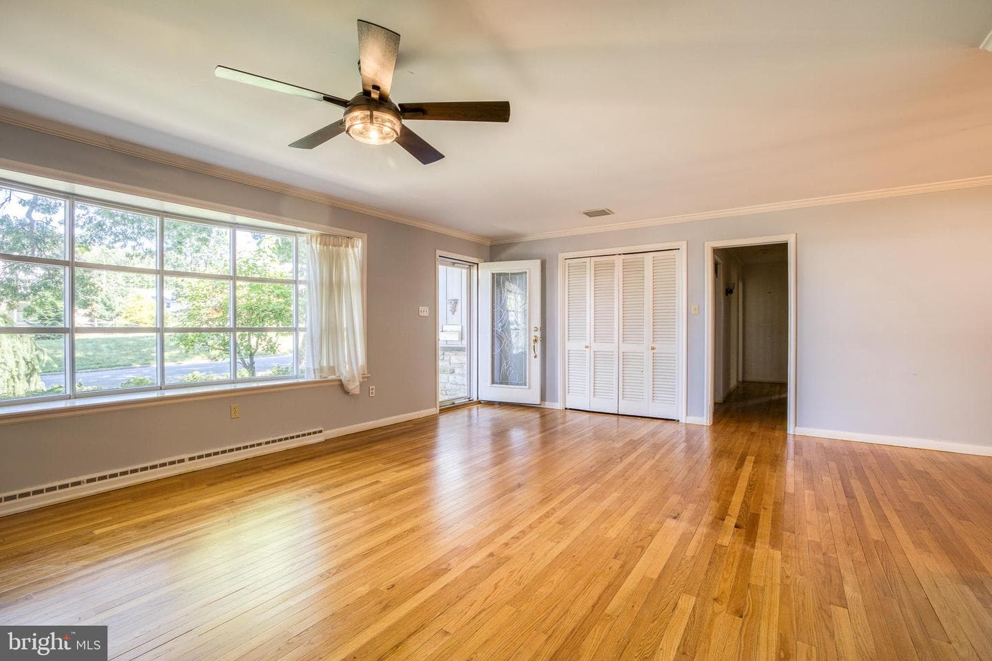 150 Hillcrest Road photo 4
