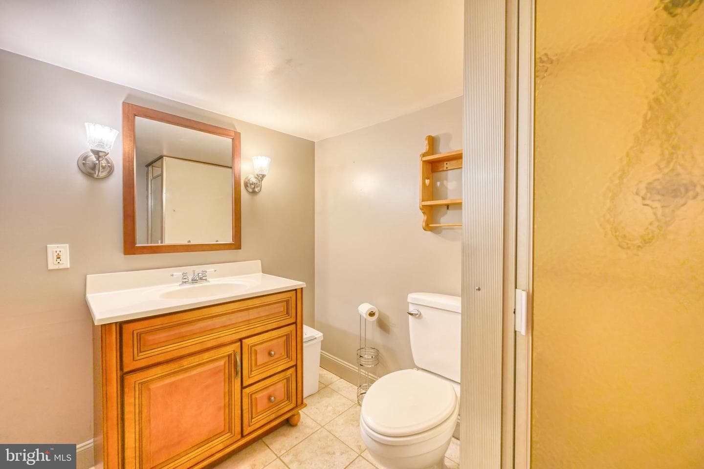 363 N Galen Hall Road photo 23