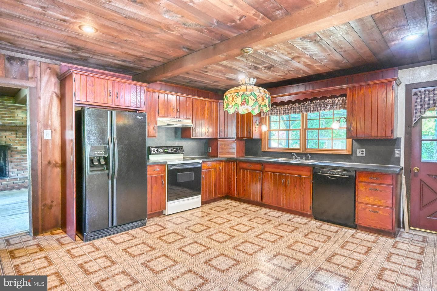 363 N Galen Hall Road photo 6