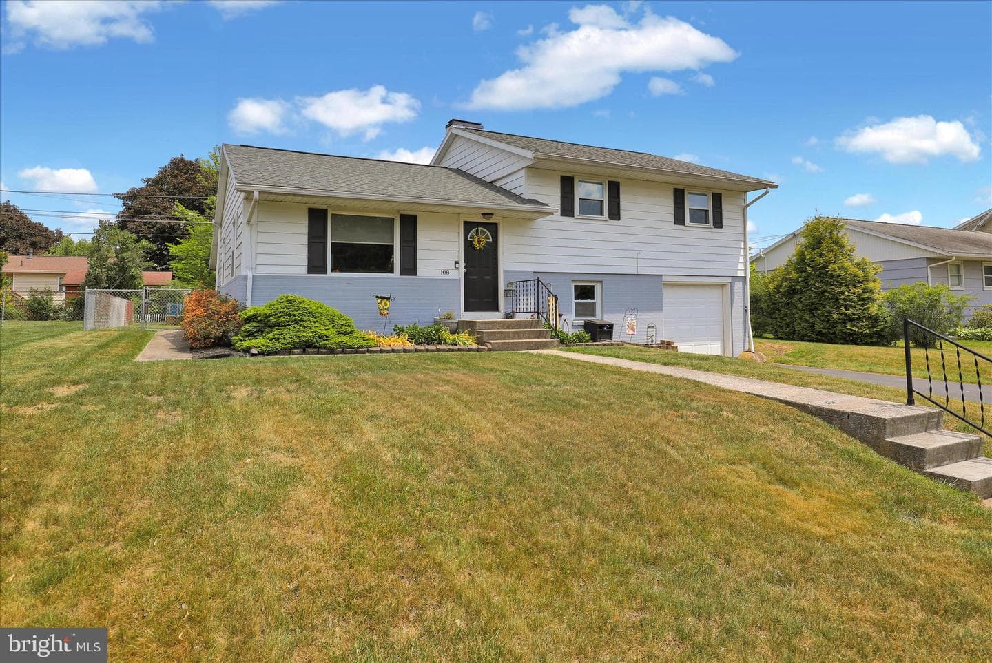 108 Center Lane photo 26