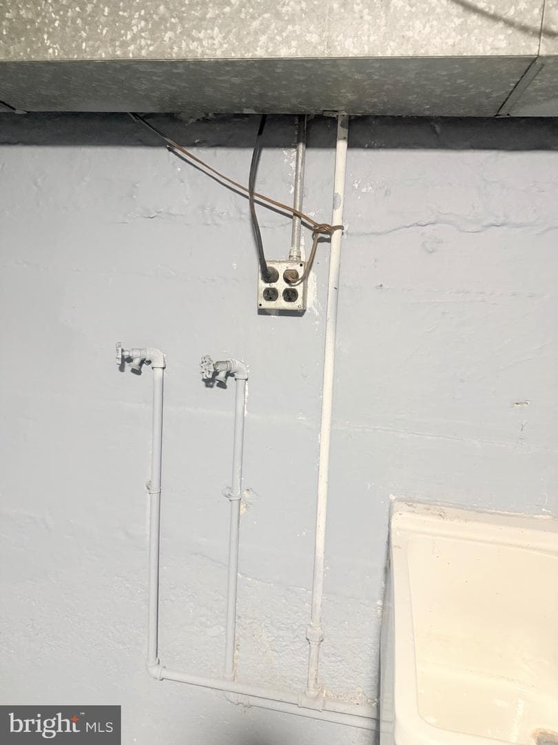 526 S 14 1/2 Street photo 32