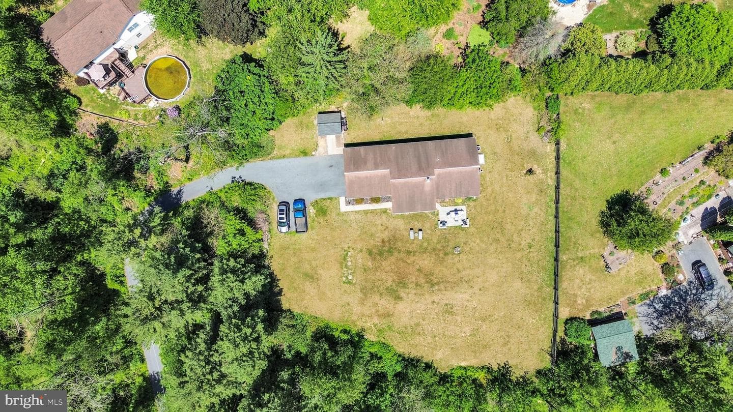 97 Bertolet Mill Road photo 32
