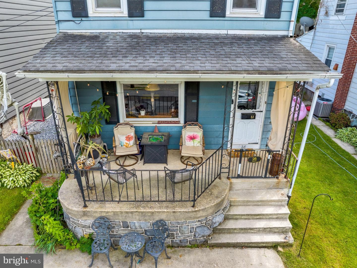 28 E Front Street photo 10