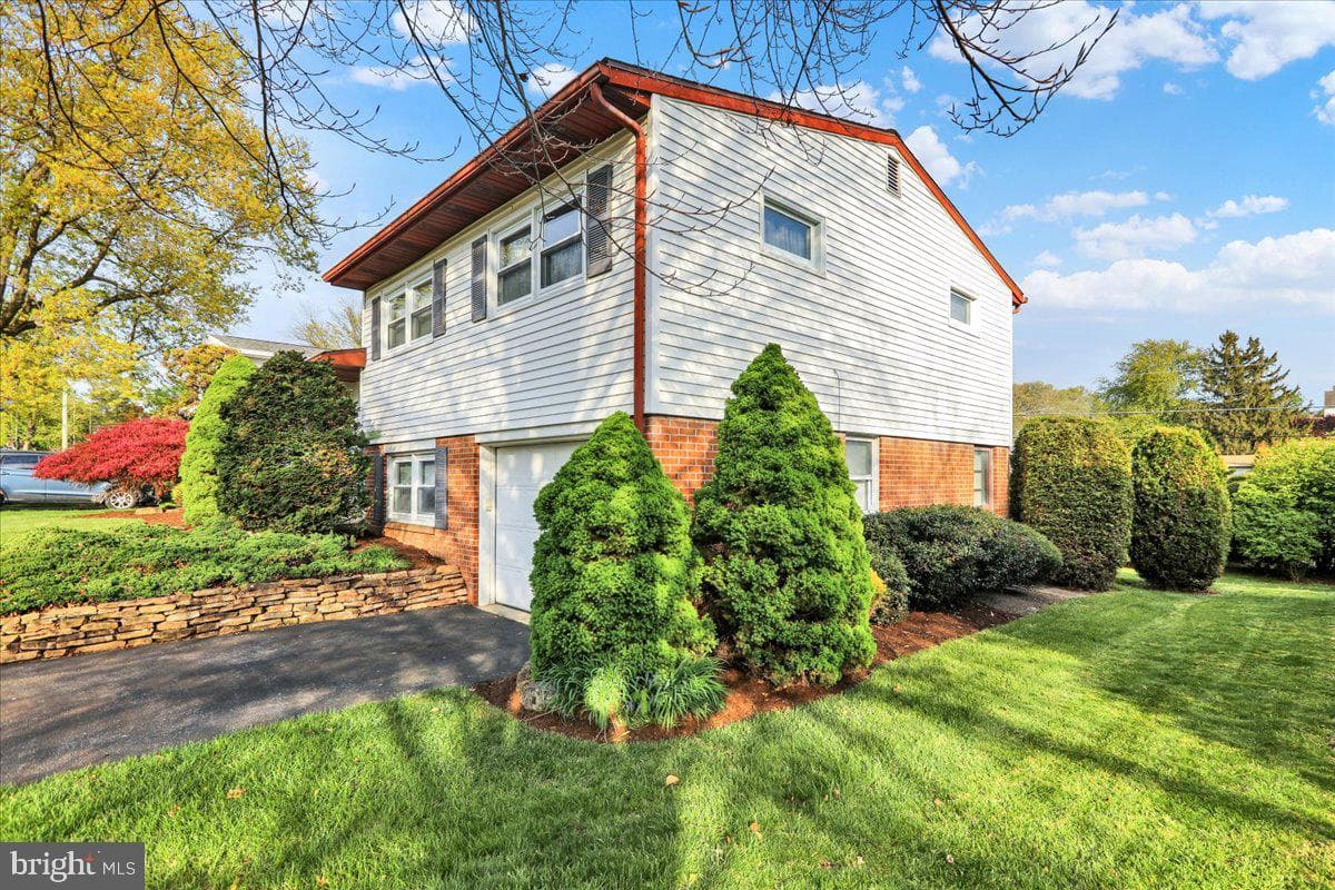 74 Oberlin Avenue photo 6
