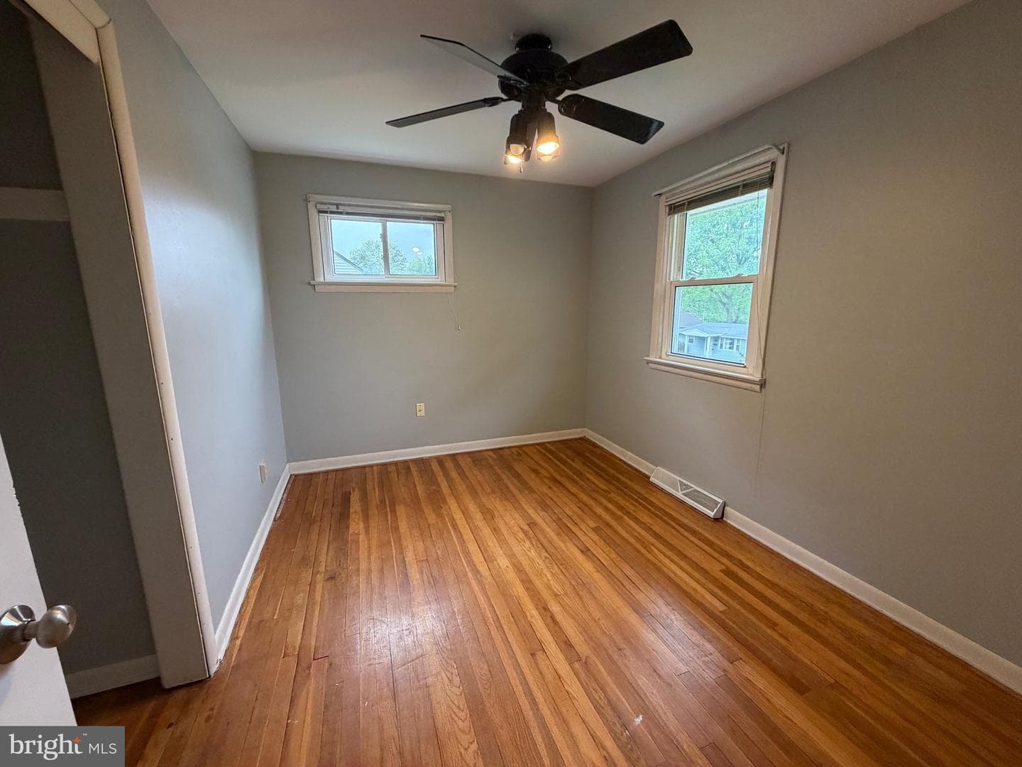 2312 Mckinley Avenue photo 21