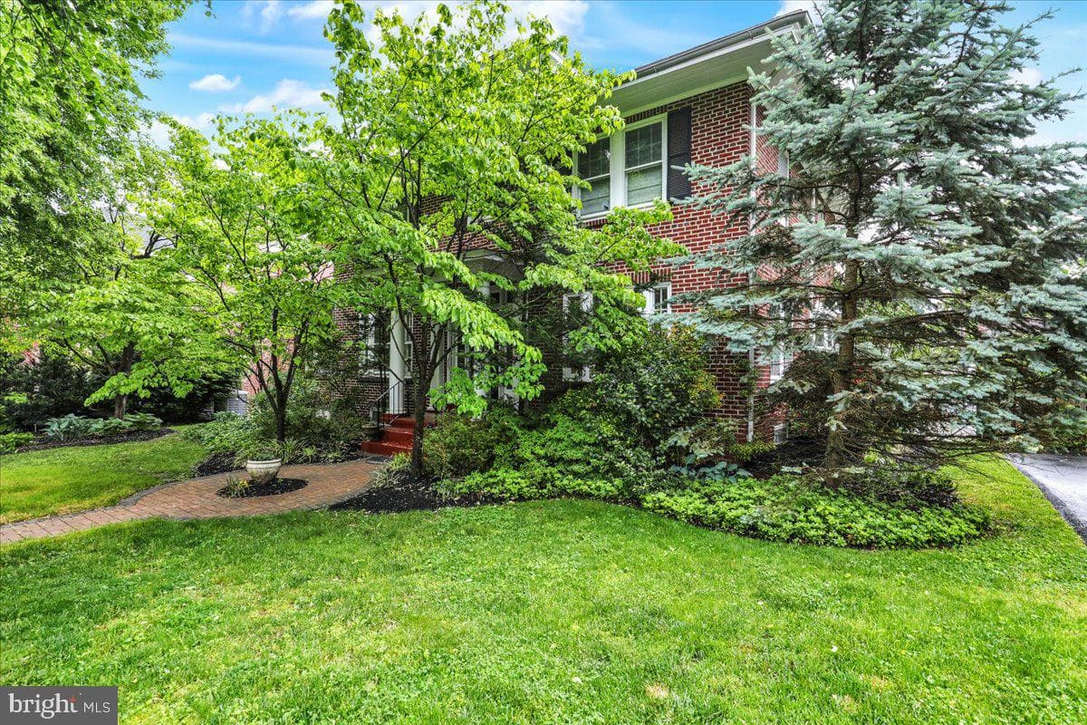 1506 Dauphin Avenue photo 50