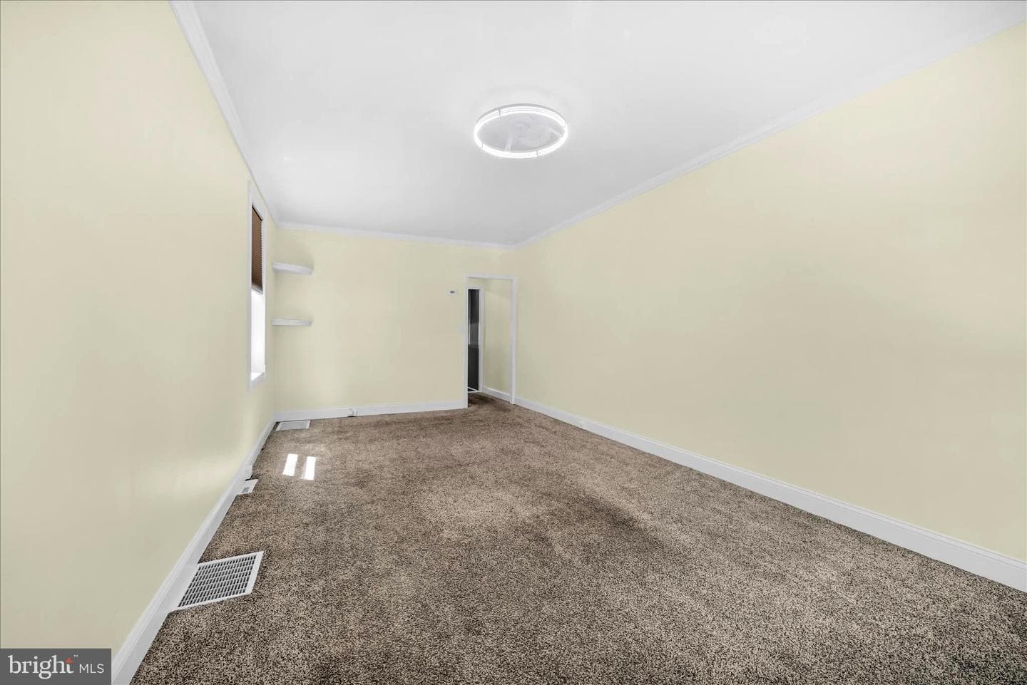 744 Pear Street photo 5