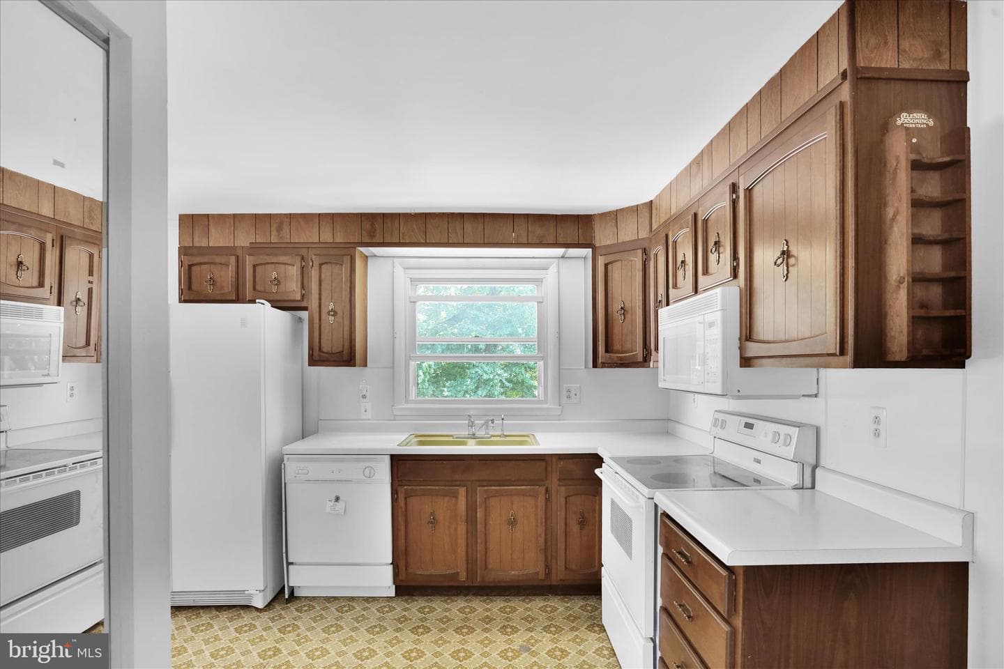 111 Aspen Avenue photo 15