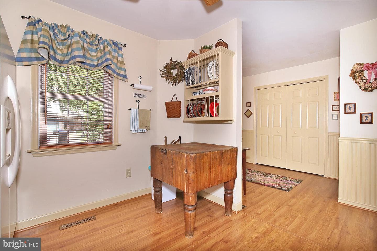411 Omicron Place photo 12