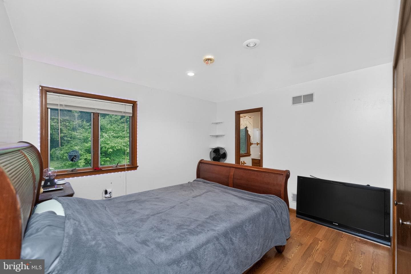 10 Shade Road photo 27