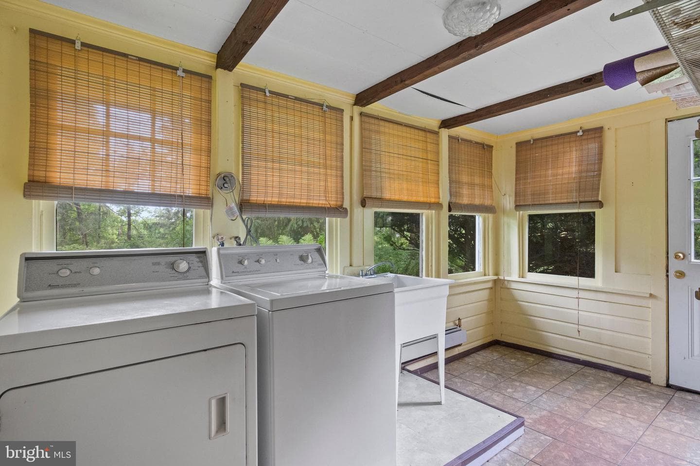 564 Blandon Road photo 15