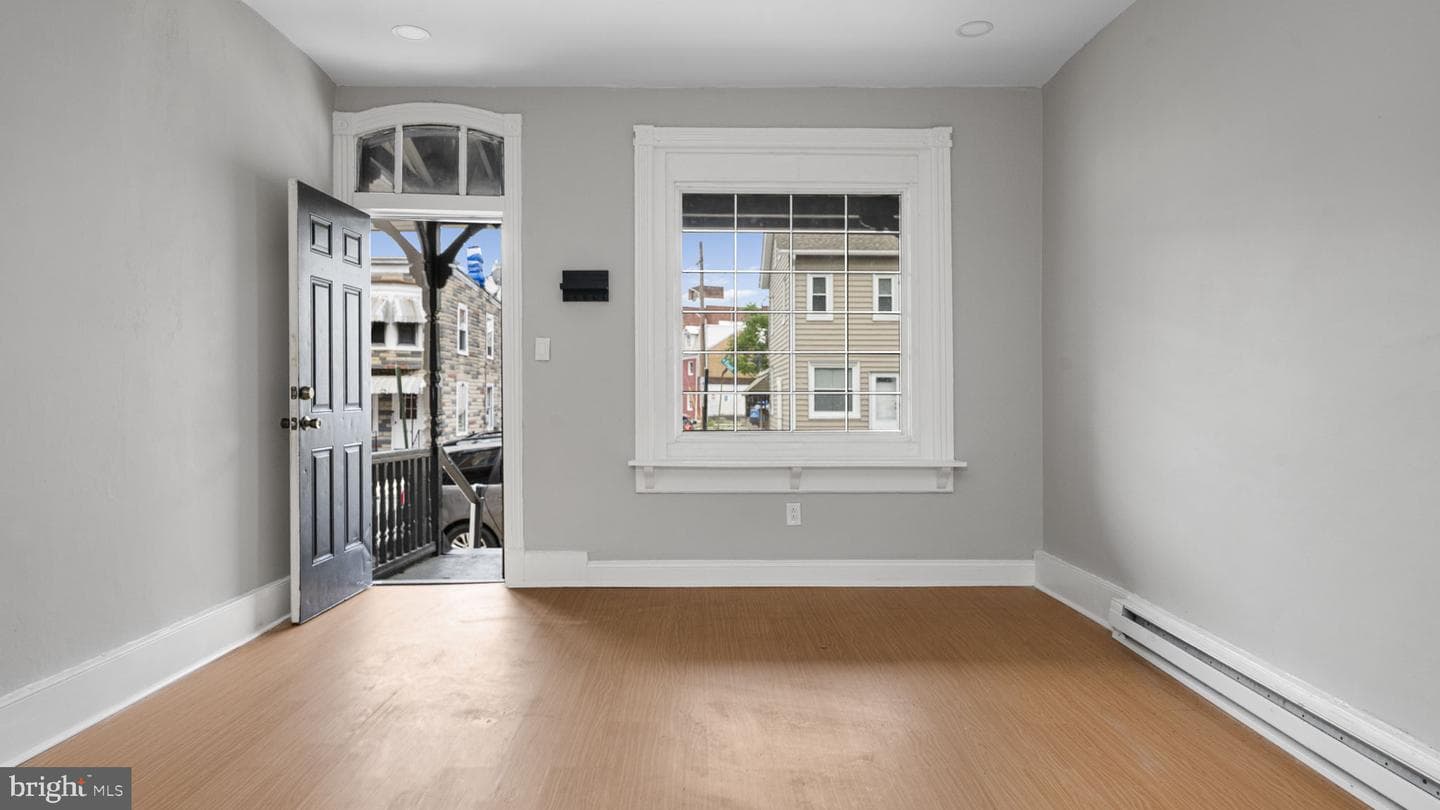 227 N Front Street photo 6