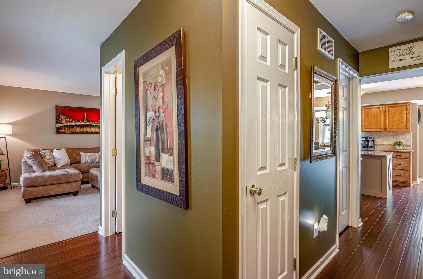 105 Kettle Lane photo 4