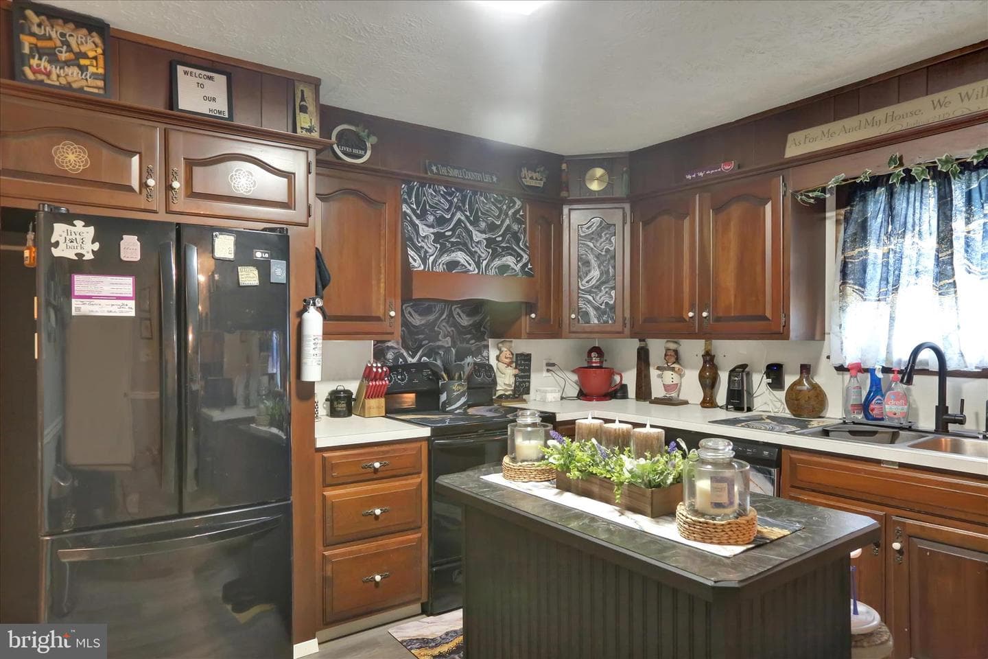 88 Spruce Avenue photo 35