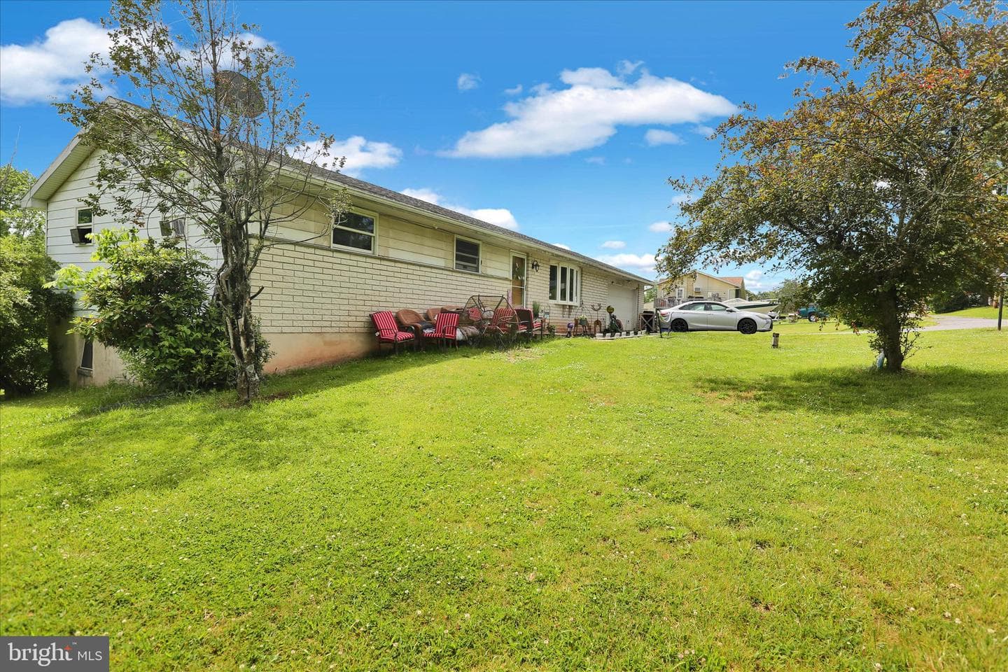 88 Spruce Avenue photo 8