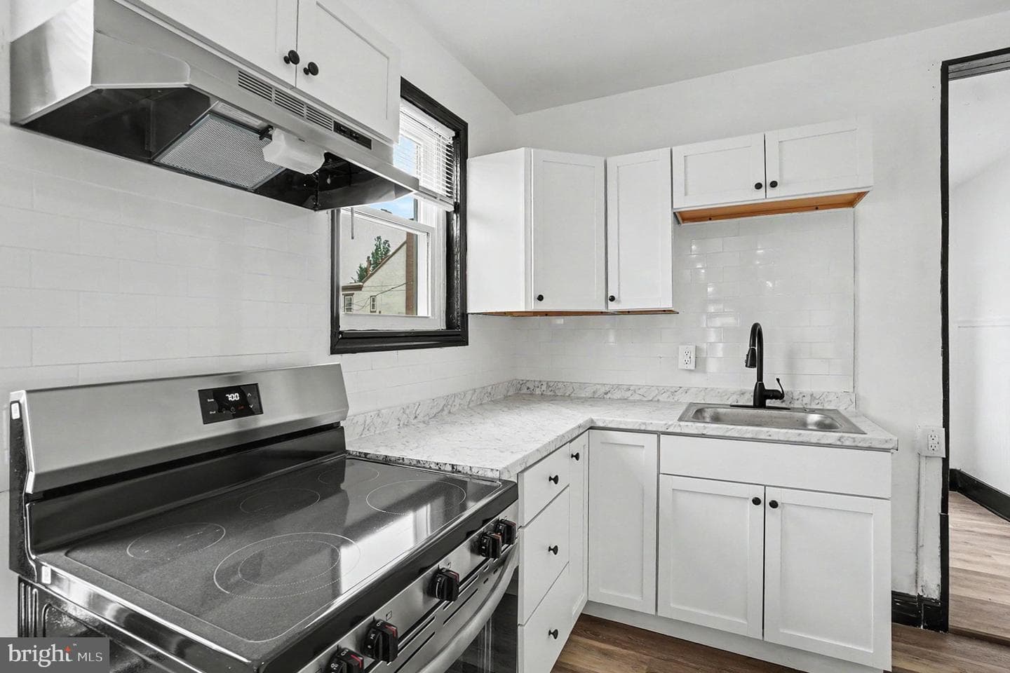 1231 Oley Street photo 11