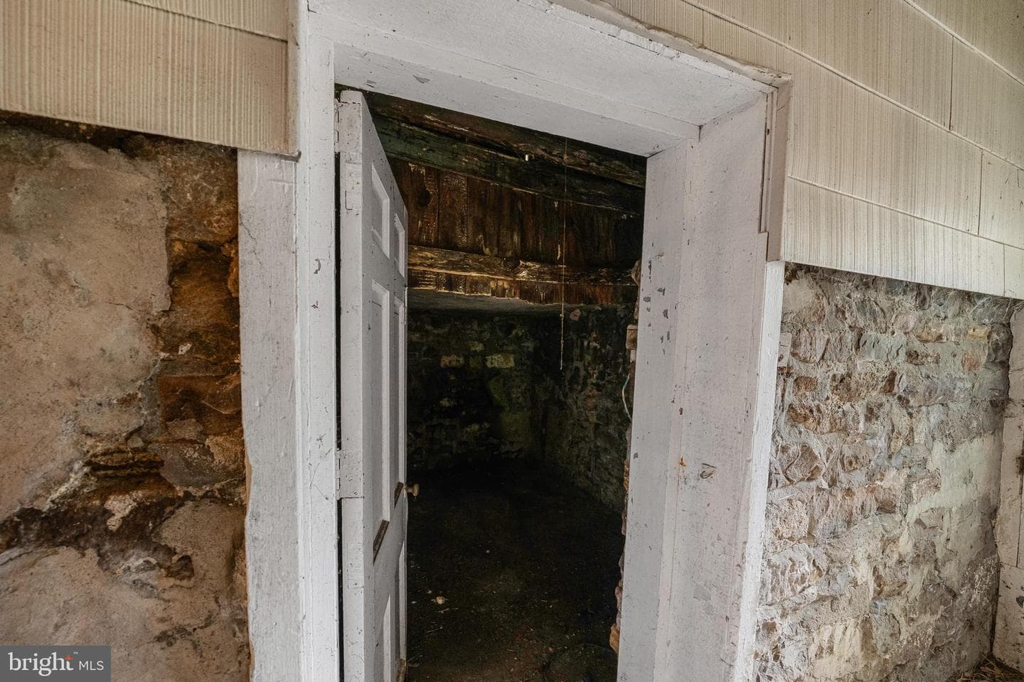 108 Poplar Road photo 10
