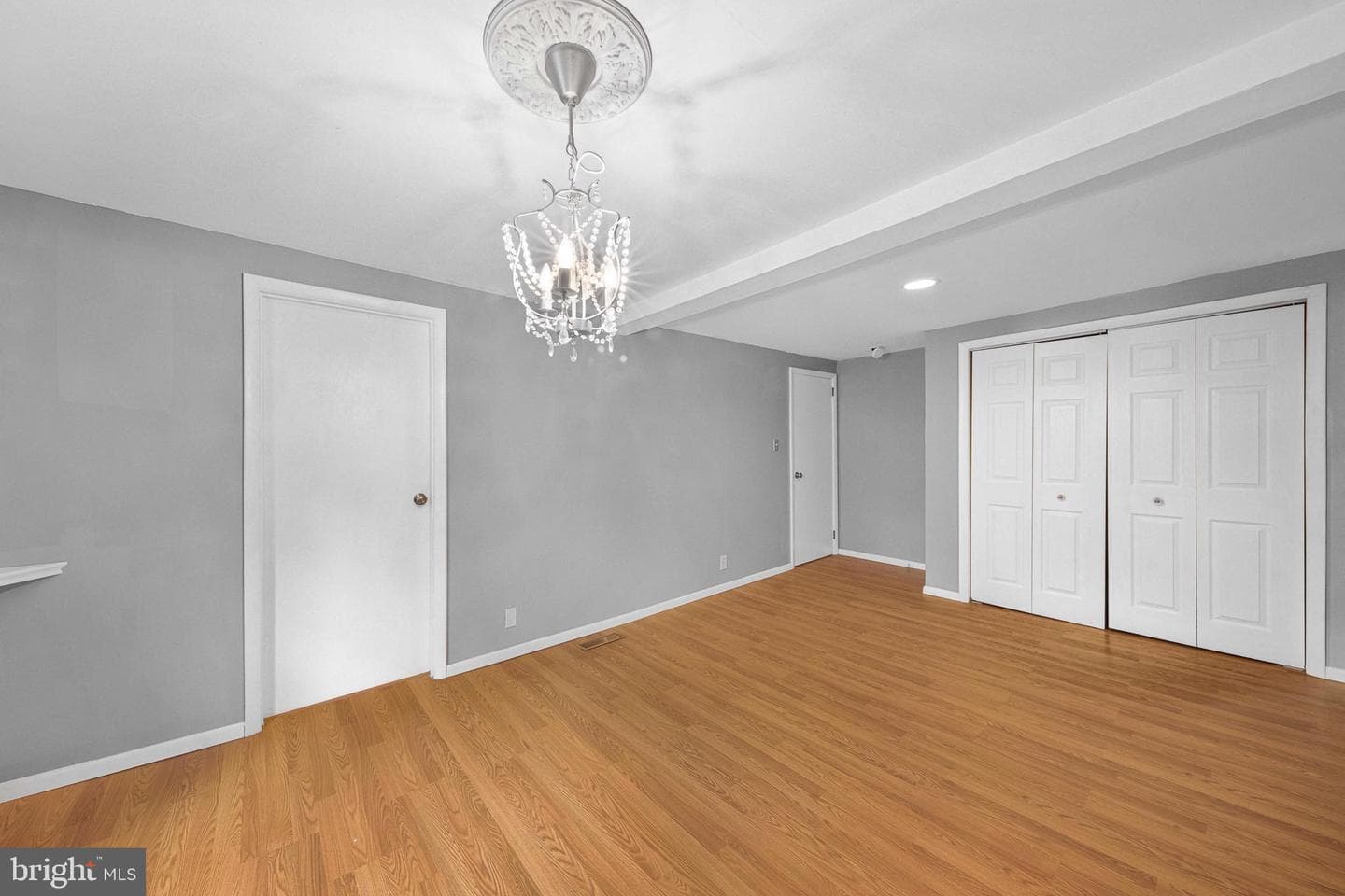 108 Poplar Road photo 32