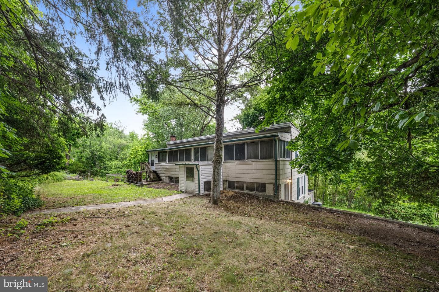 108 Poplar Road photo 42