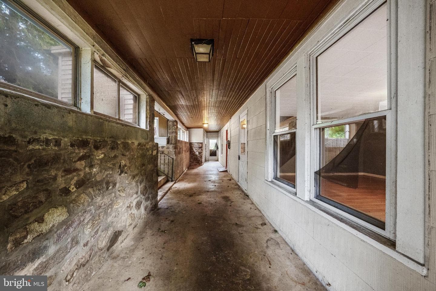 108 Poplar Road photo 7