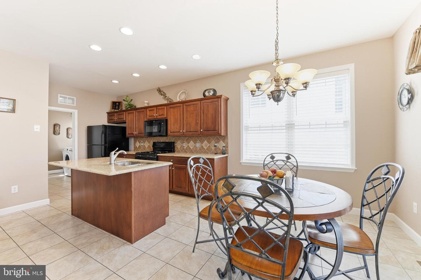 412 Westbury Drive photo 10