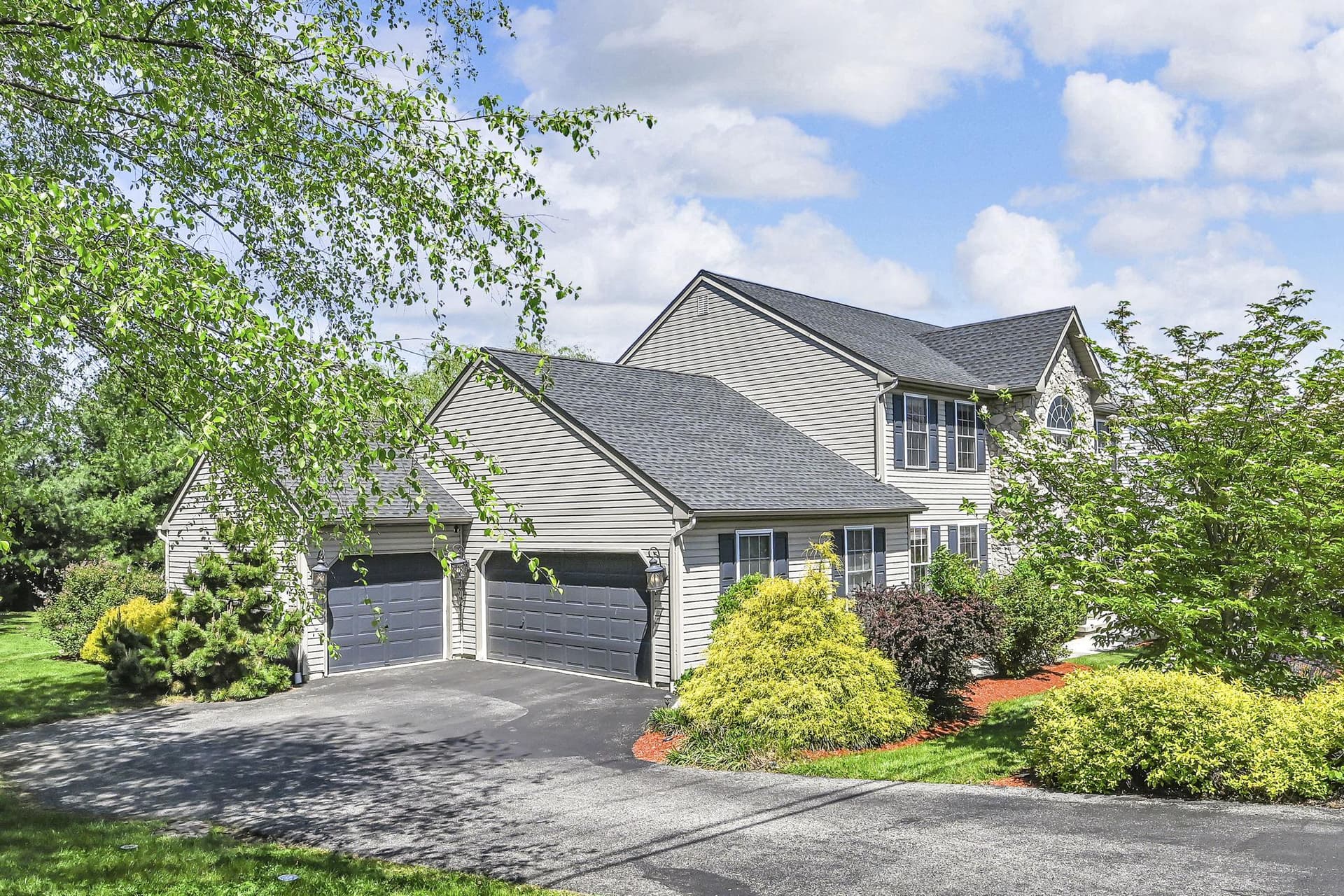 510 Martins Road photo 6