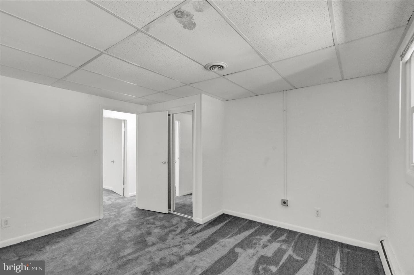 97 Wellington Boulevard photo 28