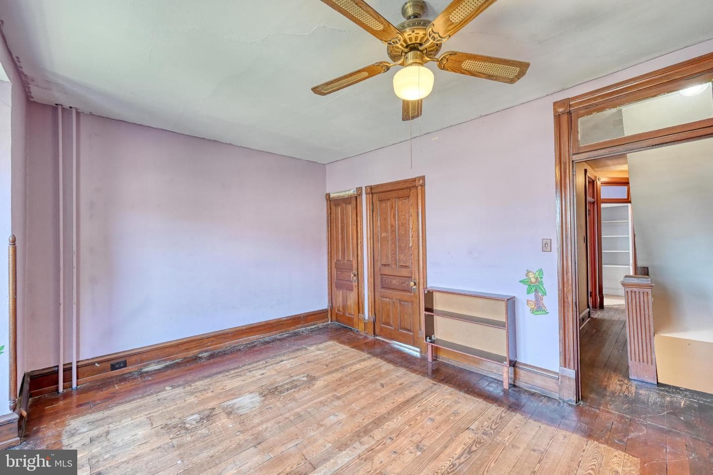 228 W Douglass Street photo 19