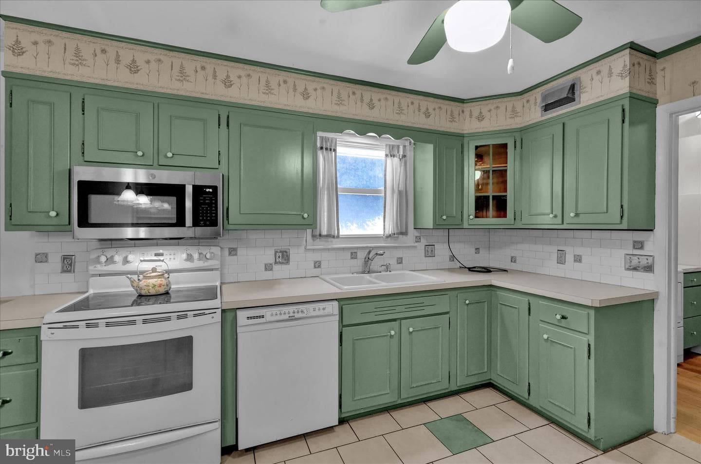 1505 Cromwell Drive photo 18