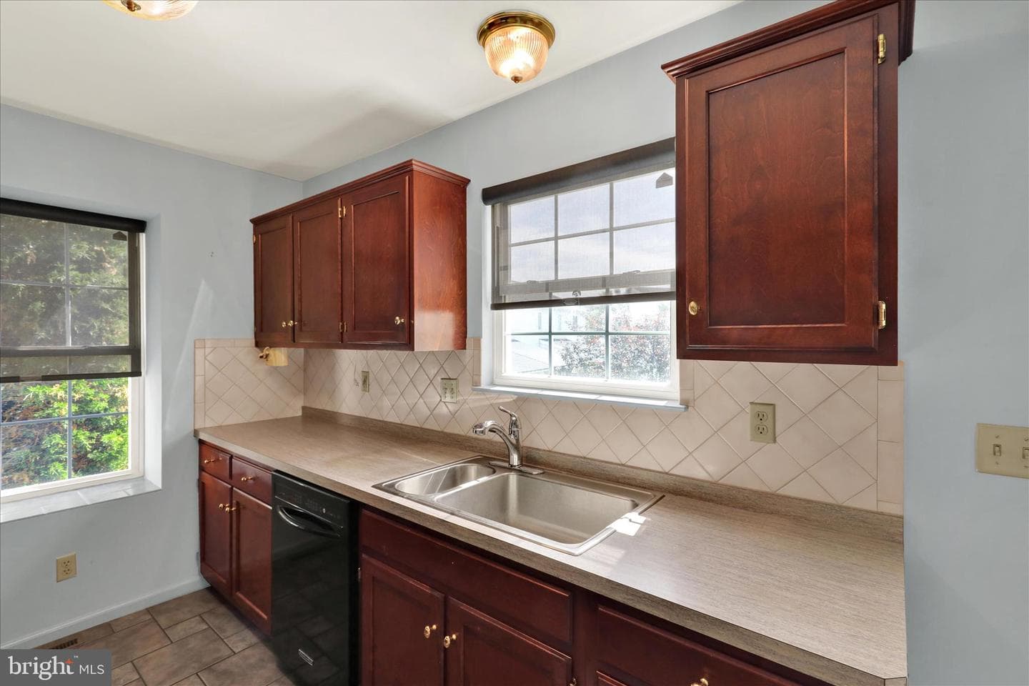 1032 Amity Circle photo 17