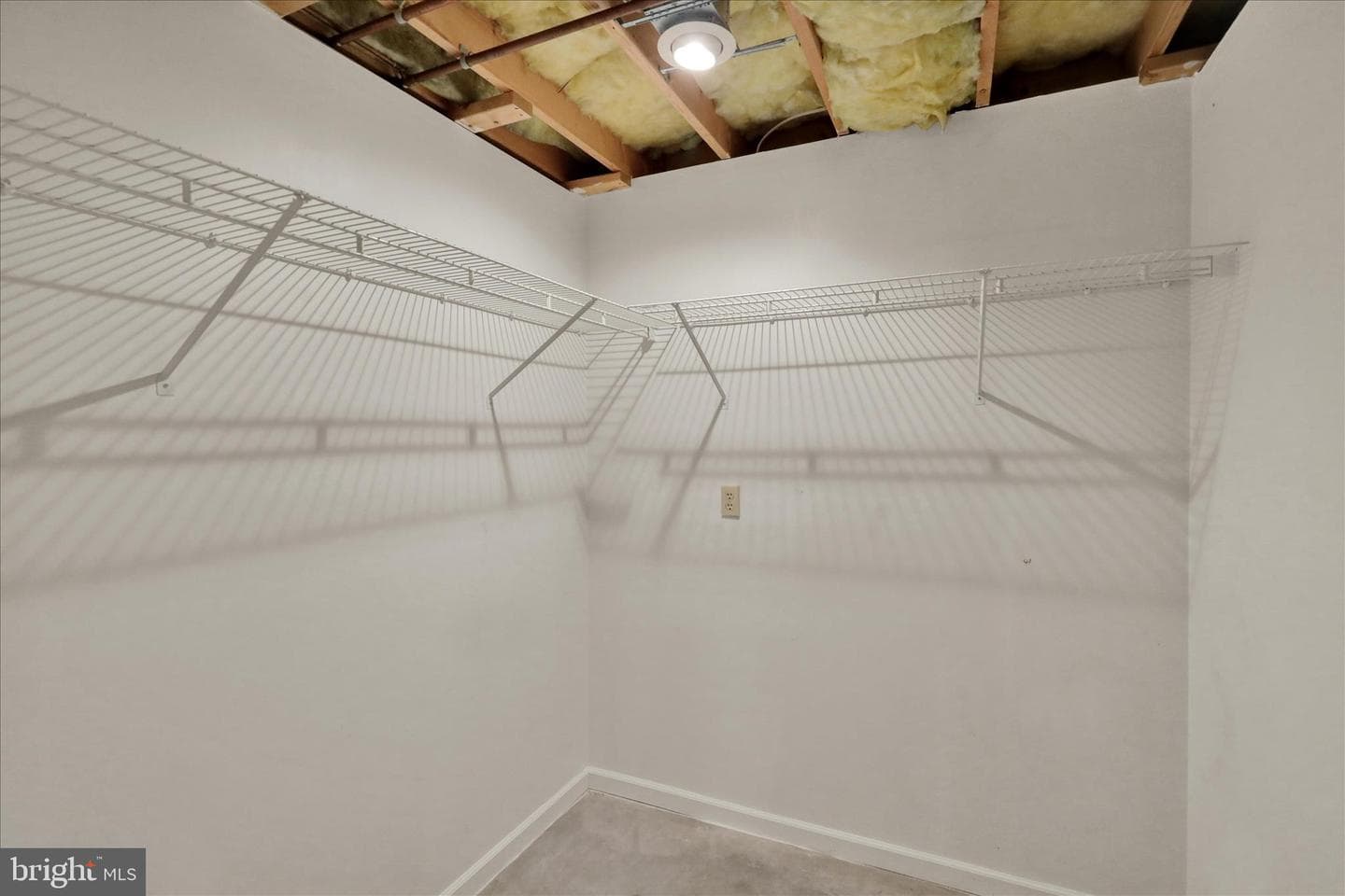 1032 Amity Circle photo 37