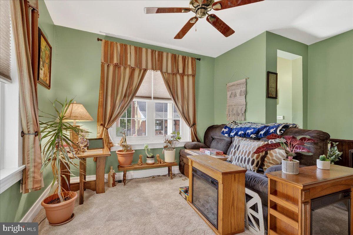 229 Shaner Street photo 6