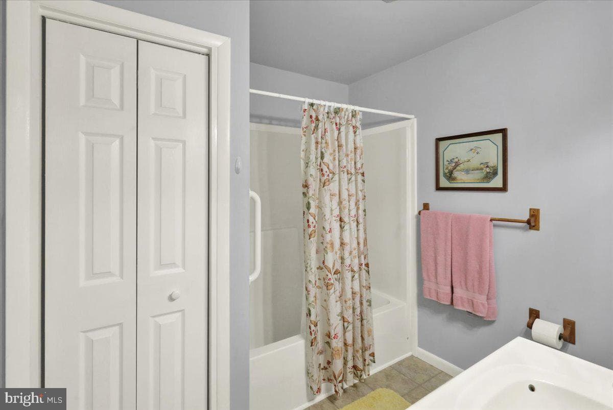 702 Frederick Street photo 30