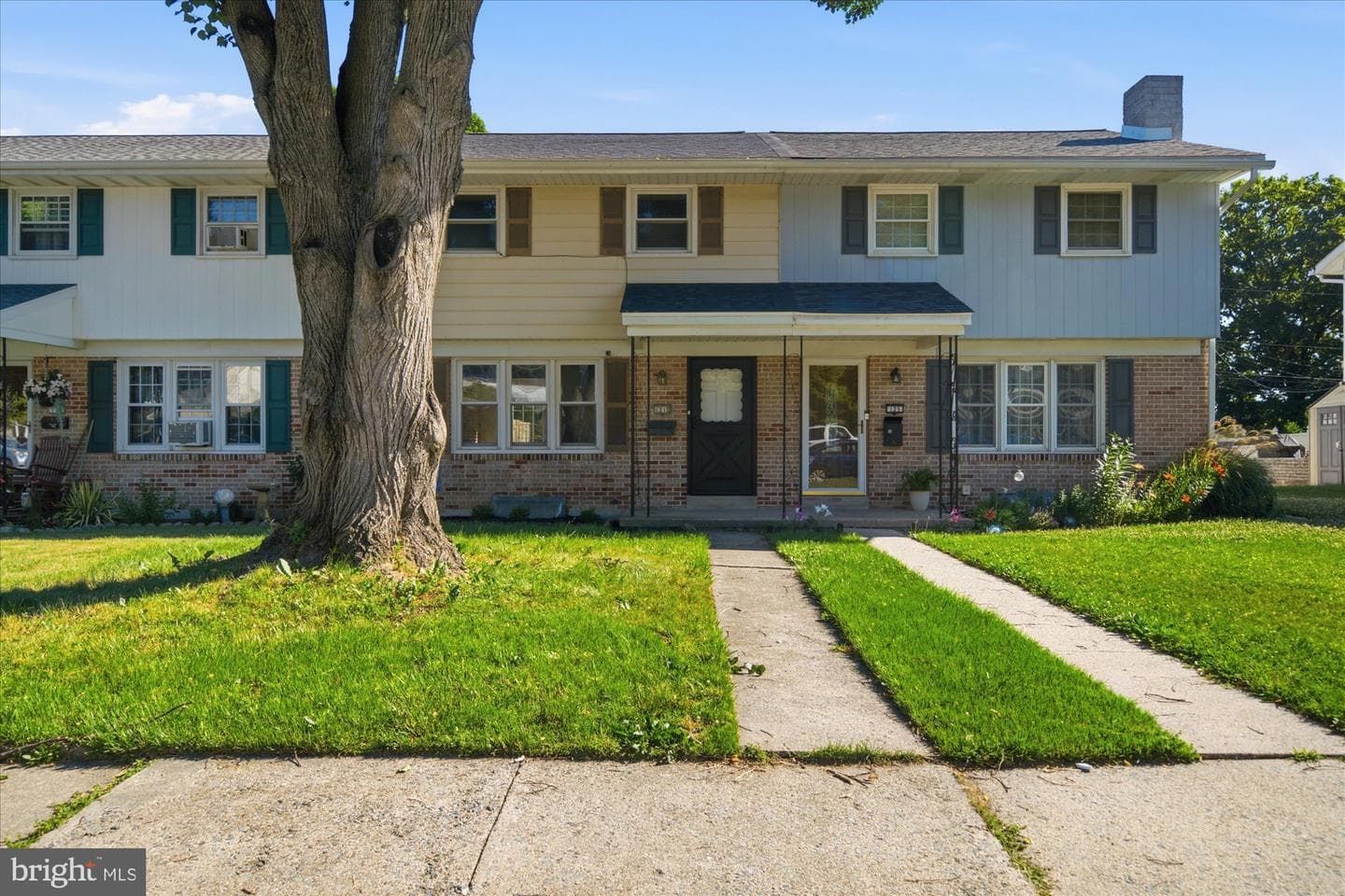 121 Pennbrook Av photo 5