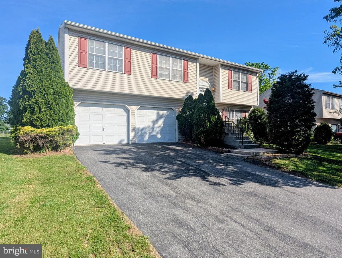 16 Dogwood Drive photo 2
